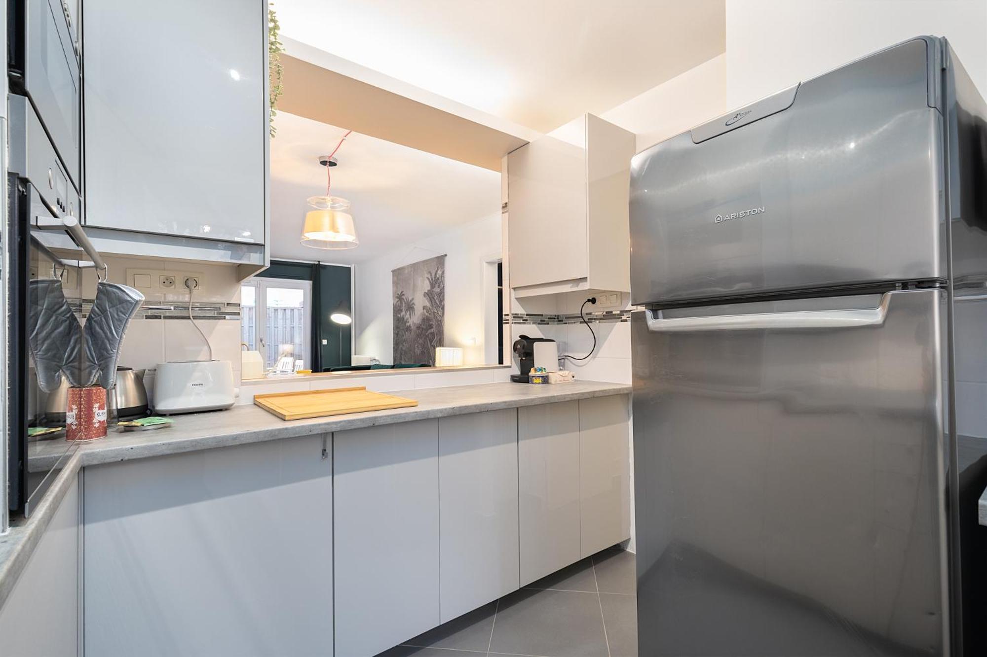 Cosy'N Paris - Parking Secure - Metro 14 - Wifi - Terrace - Premium Bedding Apartment Gentilly Bagian luar foto